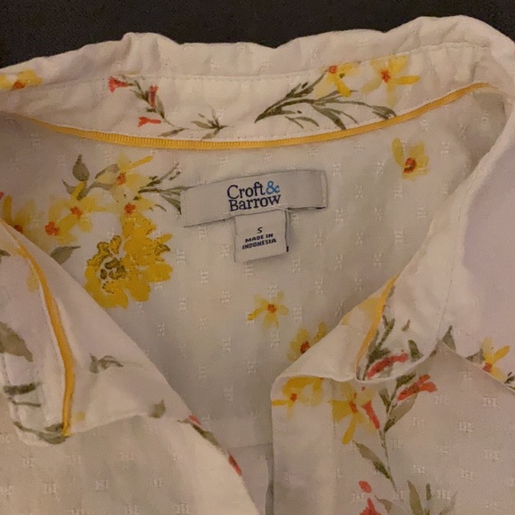 Perfect-for-Spring shirt - Picture 3 of 5